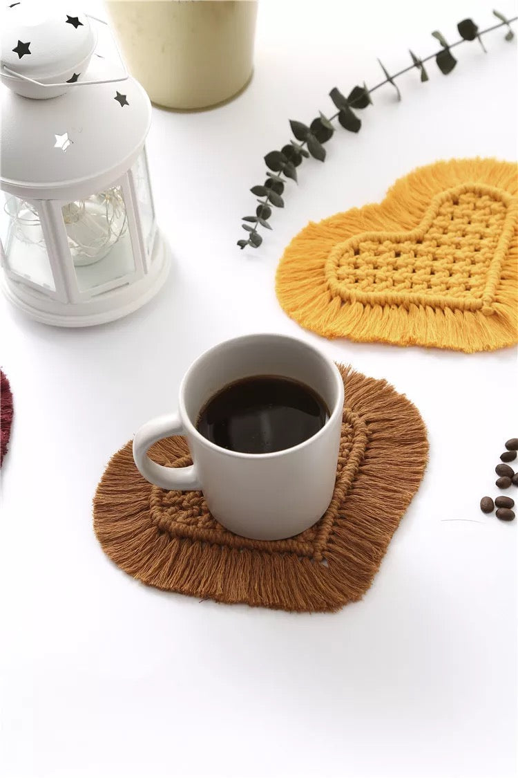 Avery heart fringe insulation pad