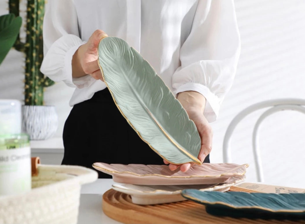 Malta Feather Ceramic Tray