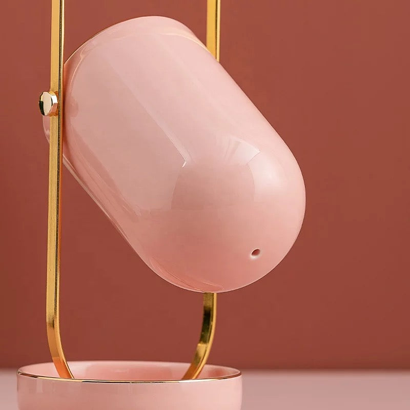Landon cutlery holder