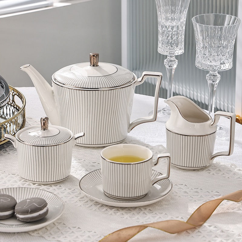 Ofelia High Tea Set